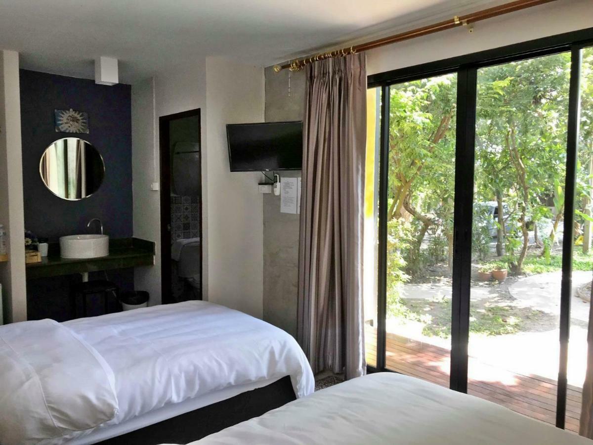 The Monkey Resort Donheang Прачуап-Кхірі-Кхан Екстер'єр фото